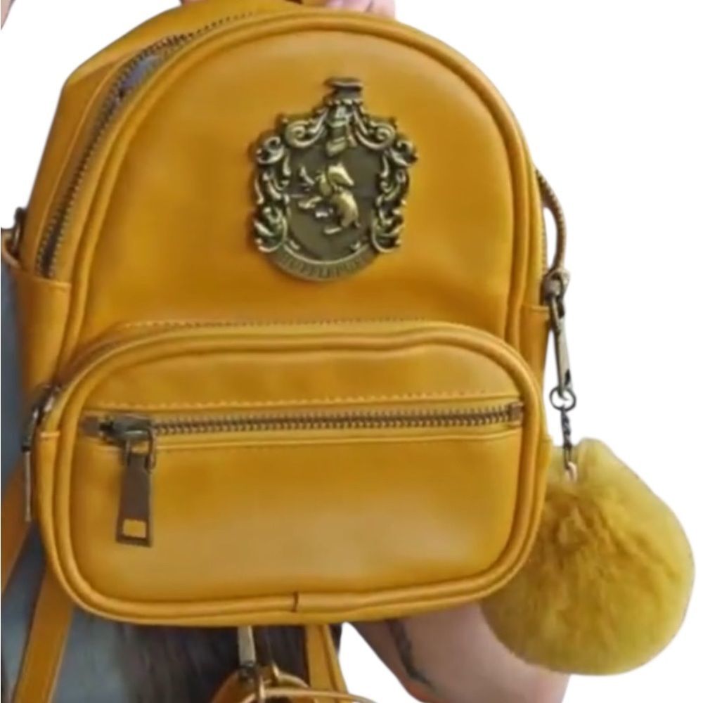 Universal Studios Wizarding World Hufflepuff Yellow Mini Harry Potter Backpack